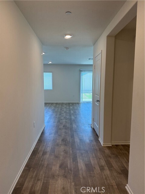 Foto del edificio - 479 Hollyhock Cir