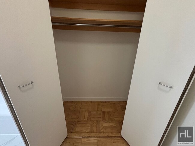 Building Photo - Fourth Avenue