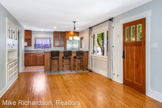 Foto del edificio - 2 br, 2 bath House - 1315 N Salsipuedes St.
