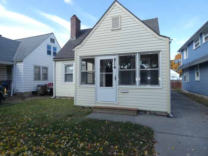 Foto principal - Gorgeous North Kansas City Bungalow