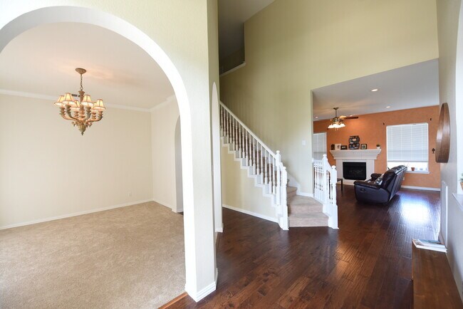 Building Photo - Grand home for rent in Plano!