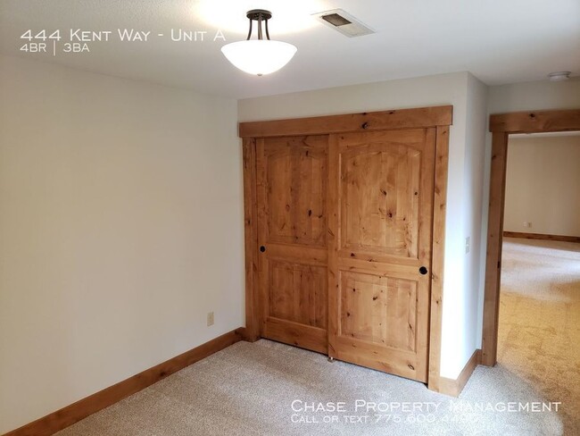 Building Photo - Beautiful Home Located in Zephyr Cove