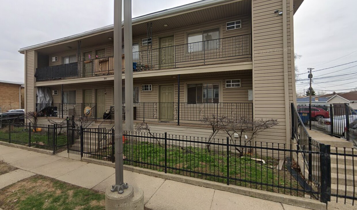 Primary Photo - 3001 Prairie St
