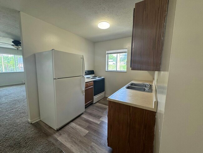 Foto del edificio - 4438 Hamilton Ave