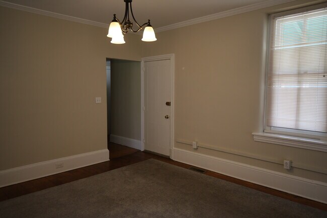 Building Photo - 3244 Skippack Pike