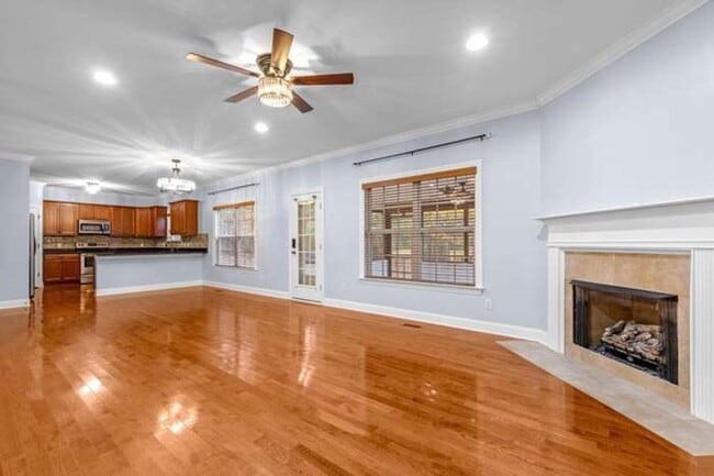 Building Photo - 7160 Neville Dr