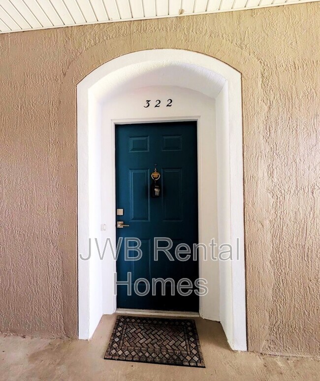 Building Photo - 10550 Baymeadows Rd