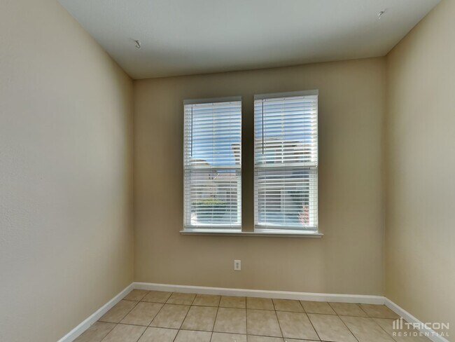 Building Photo - 7096 Sacred Cir