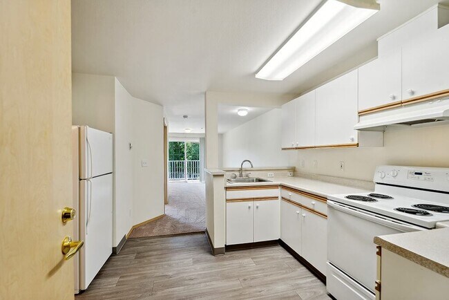 Foto del edificio - Woodlands at Forbes Lake Senior Affordable Apartments