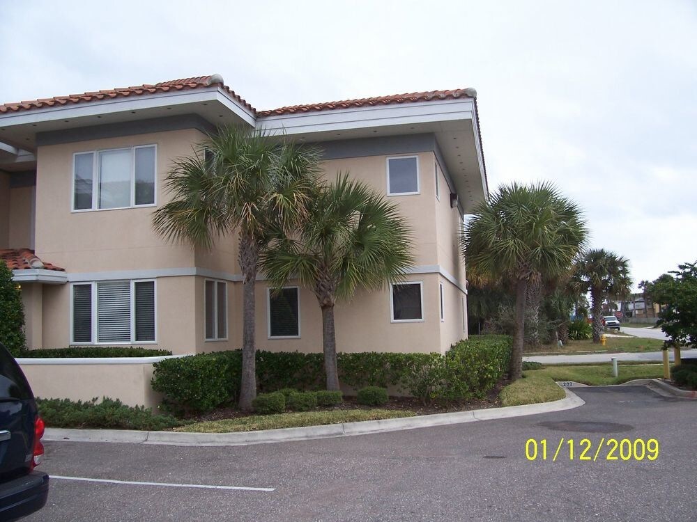 Primary Photo - 201 10th Ave N