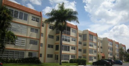 Building Photo - 2501 NW 41st Ave