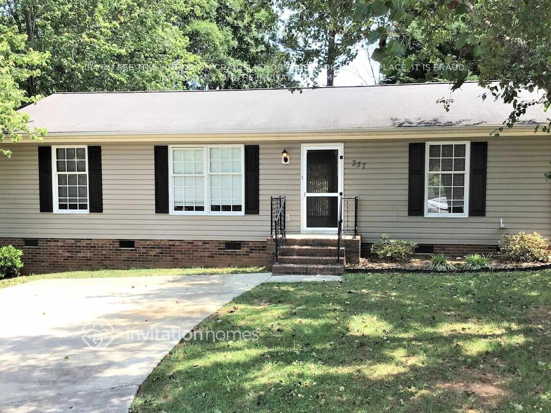 Primary Photo - 357 Brookgreen Pl NW