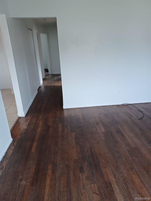 Foto del edificio - 8079 State Park