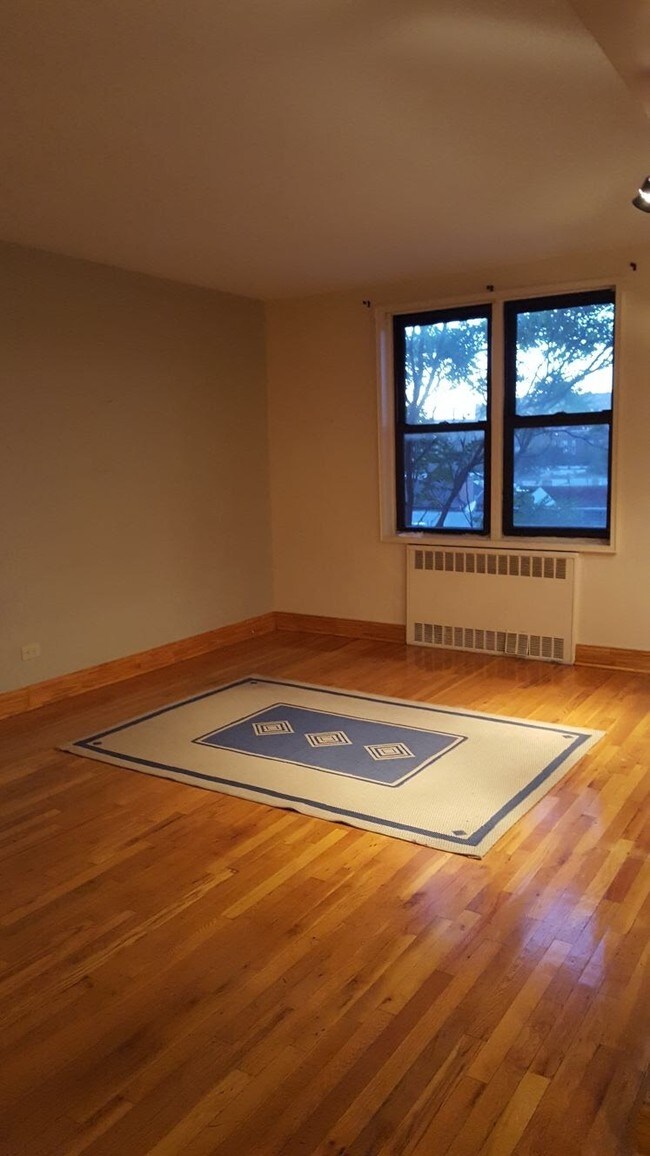 Foto del edificio - 9963 66th Ave