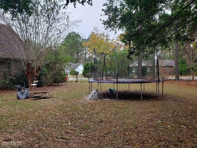Building Photo - 3 br, 2.5 bath House - 2417 Prince Ave