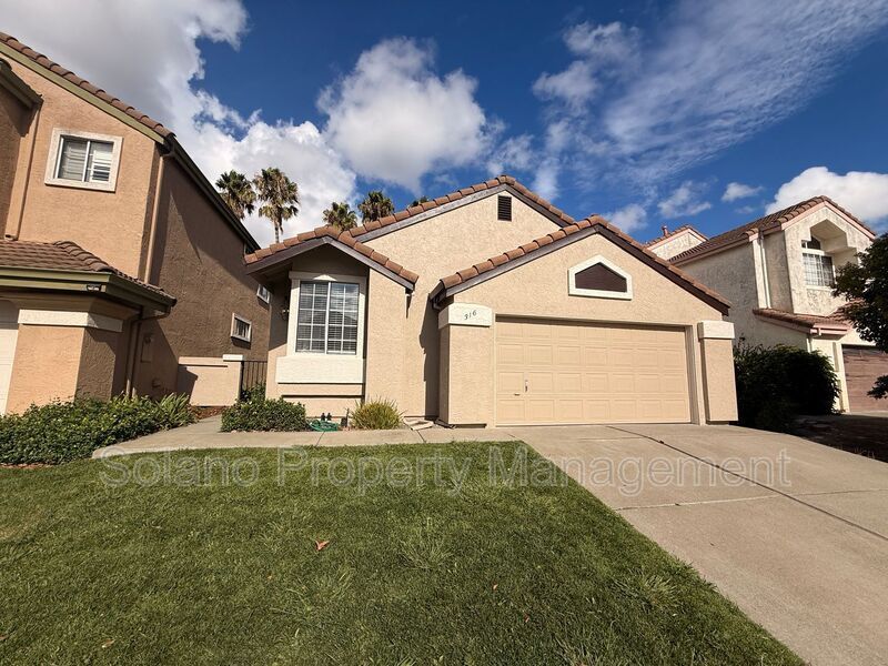 Primary Photo - 316 Stamper Cir