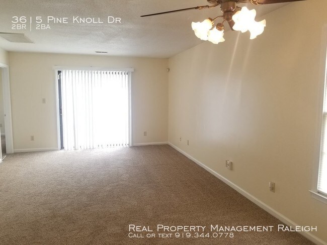 Building Photo - 3615 Pine Knoll Dr