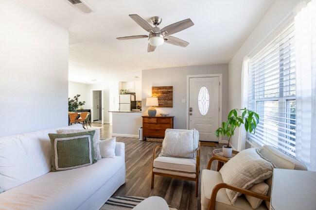 Foto del edificio - 510 W Oak St