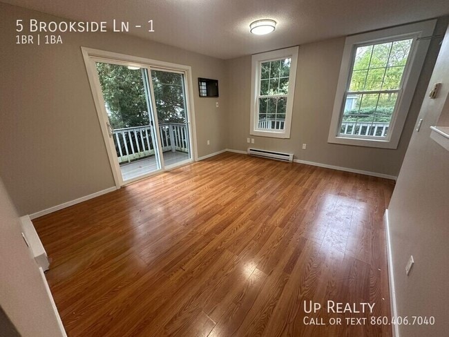 Foto del edificio - 5 Brookside Ln