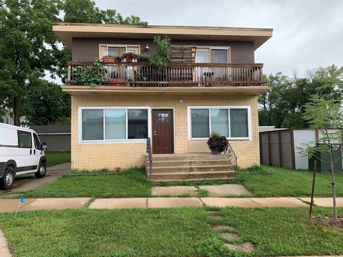 Foto principal - 1610 Gilson St