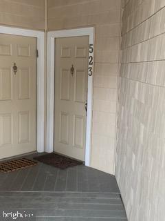Foto del edificio - 523 Oyster Bay Pl