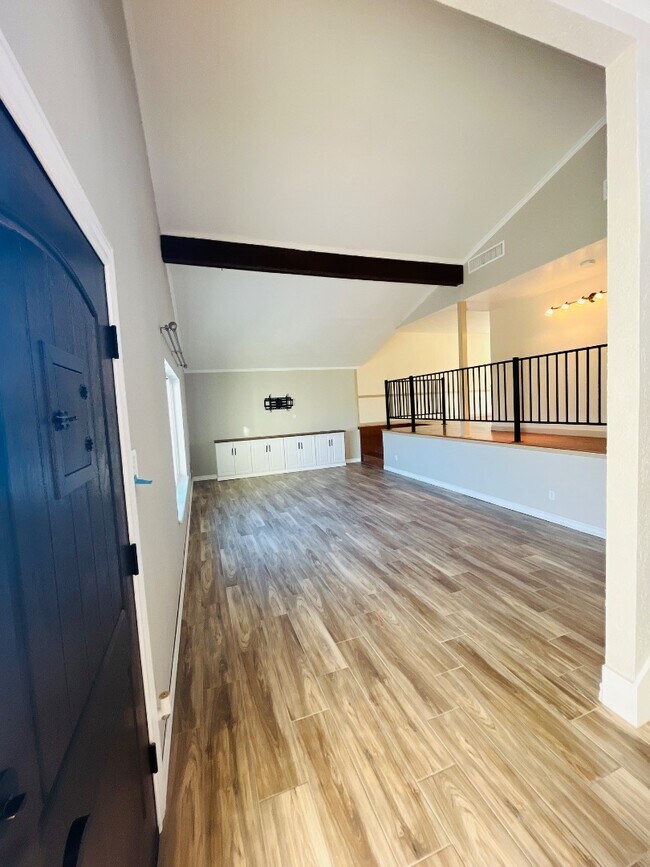 Foto del edificio - 6407 Los Altos Dr