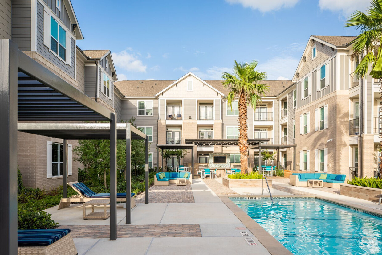 Pool Party! - Apartments For Rent in Katy Texas