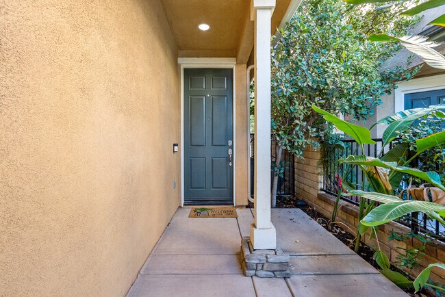 Building Photo - 28213 Clementine Dr