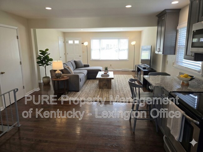 Foto del edificio - 2225 Sandra Ct