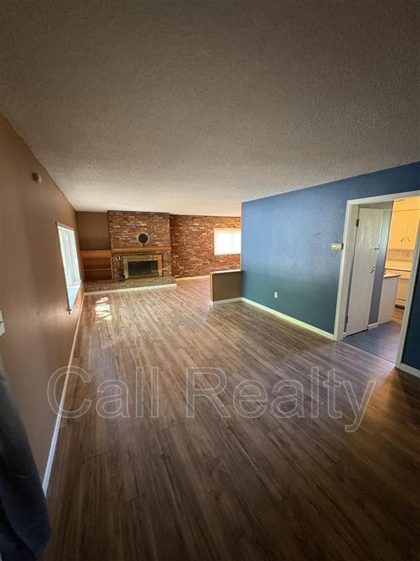Building Photo - 1210 N Locust Rd
