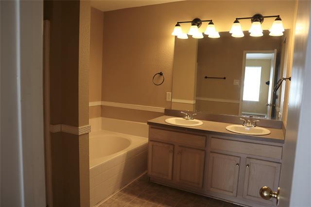 Foto del edificio - 1918 Marble Falls Ln