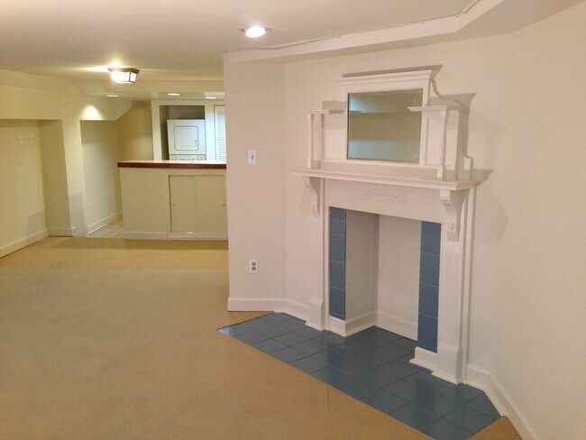 Dining Area - 1812 Belmont Rd NW