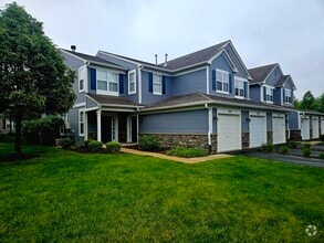 Building Photo - 714 Woodewind Dr