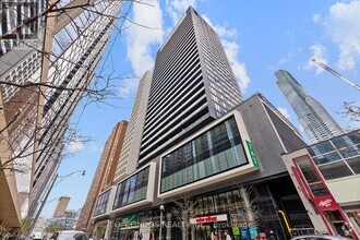 Building Photo - 20-1020 Edward St