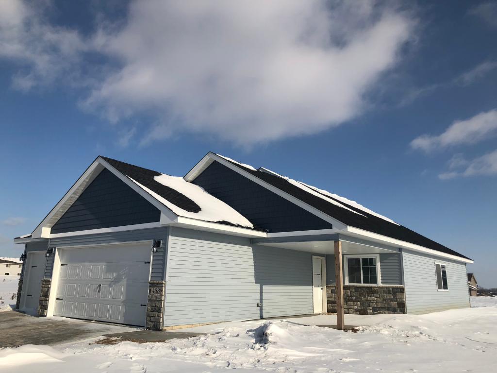 Primary Photo - 458 Highland Dr