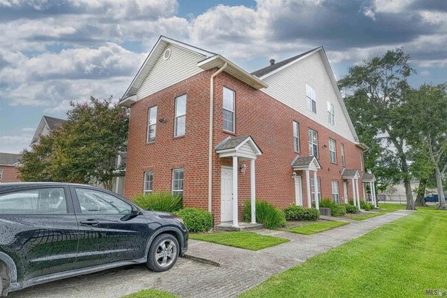 Building Photo - 1741 Brightside Dr