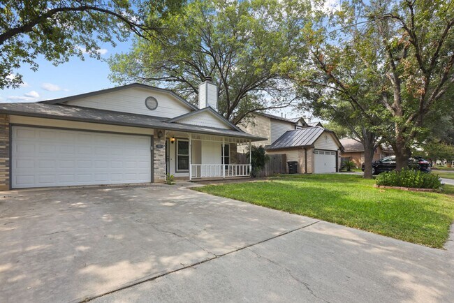 Foto del edificio - 12223 Ridge Spur St