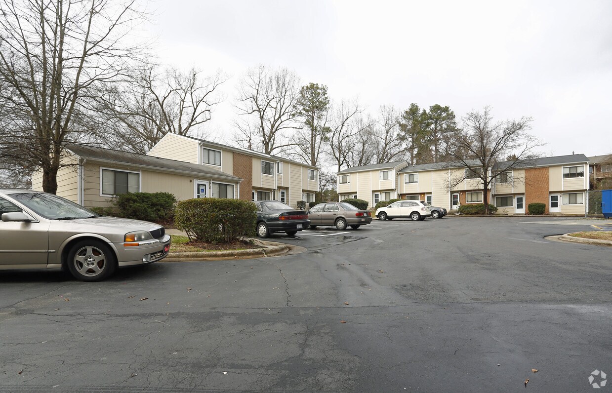 Foto principal - Crestview Apartments