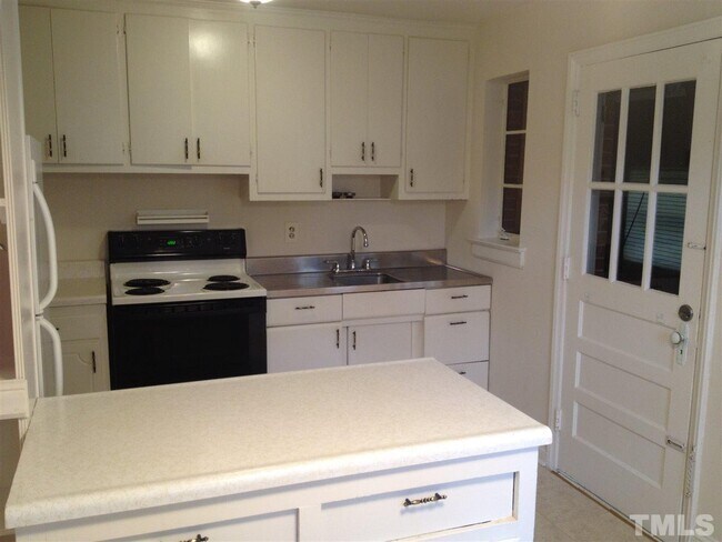 Foto del edificio - 2829 Mayview Rd