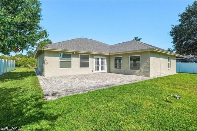 Building Photo - 10225 Boca Cir