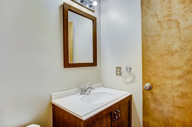 Building Photo - 7952 Hightree Dr