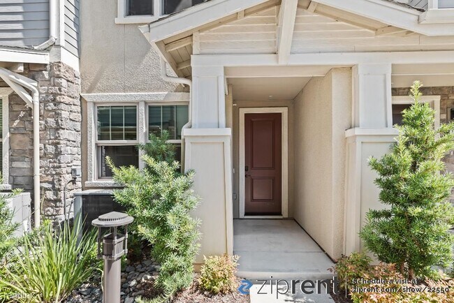 Foto del edificio - 3 br, 3.5 bath Townhome - 127 Branta Commo...