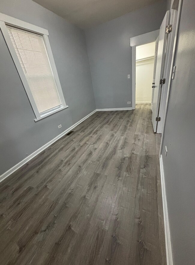 Foto del edificio - 6949 S Woodlawn Ave