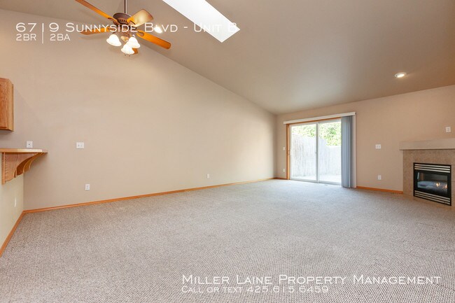 Building Photo - Bright and Sunny Marysville 2 Bedroom!