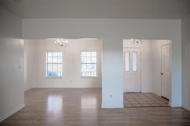 Foto del edificio - 6985 Meadow Ridge Cir