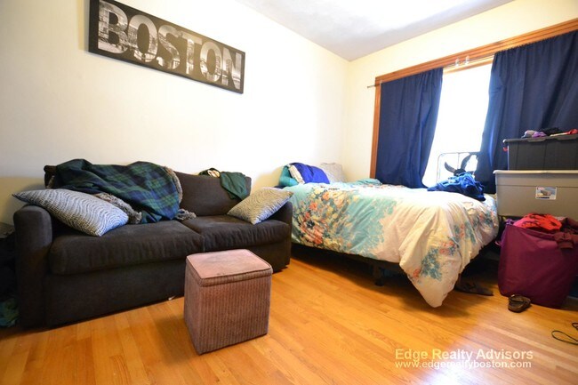 Foto del edificio - 53 Brackett St