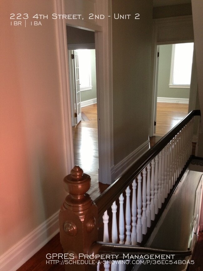 Building Photo - Beautiful Renovated 1+BED/1BATH in Aspinwall