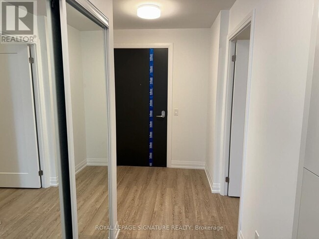 Photo du bâtiment - 286 Main St