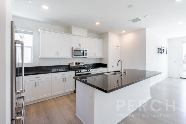 Building Photo - 24473 Sonieta Ct