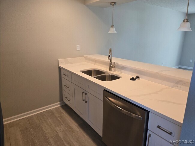 Foto del edificio - 11599 W Kingfisher Ct